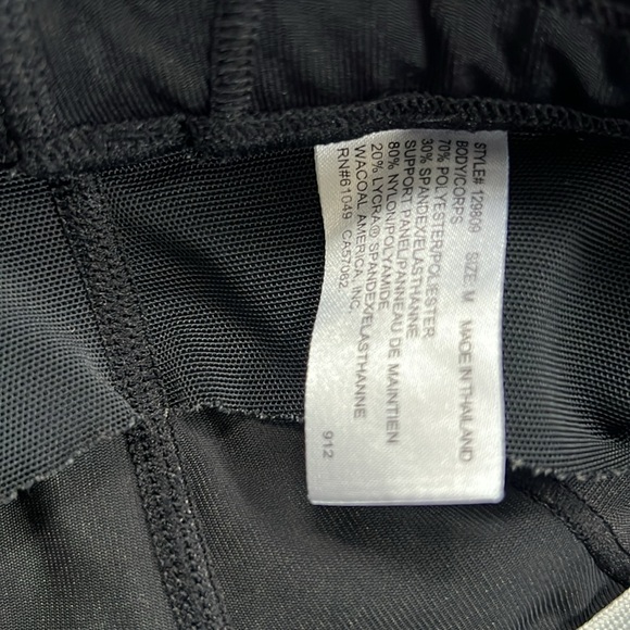 Cw-x compression pants with extra knee support size medium black - Picture 2 of 6